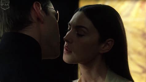 monica bellucci matrix reloaded|Kiss Scene (Monica Bellucci & Keanu Reeves) .